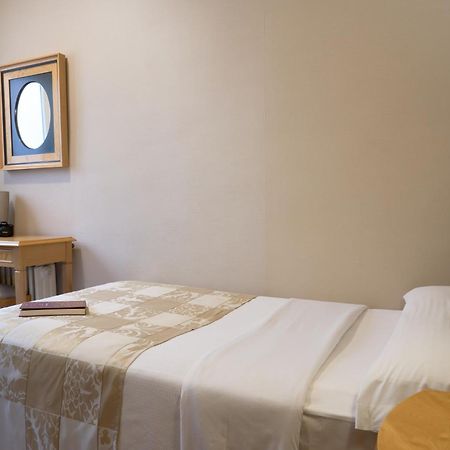 Hotel Macia Condor Granada Rum bild