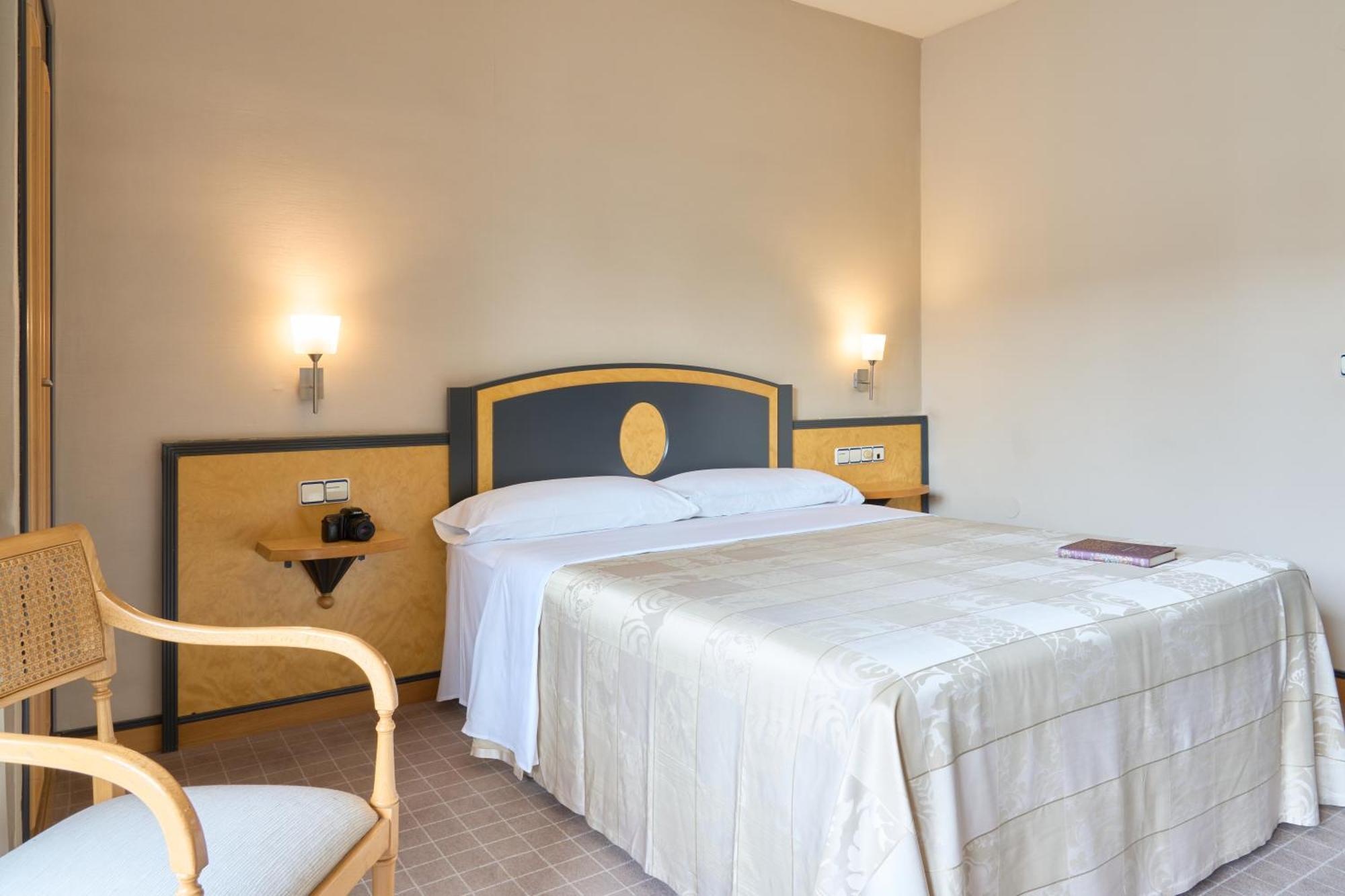 Hotel Macia Condor Granada Rum bild